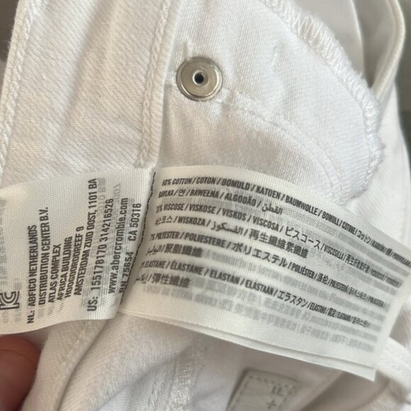 Abercrombie & Fitch Simone High Rise Ankle White jeans - distressed 26 - Picture 3 of 4